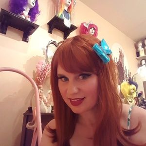 Meet your Posher, Stacy